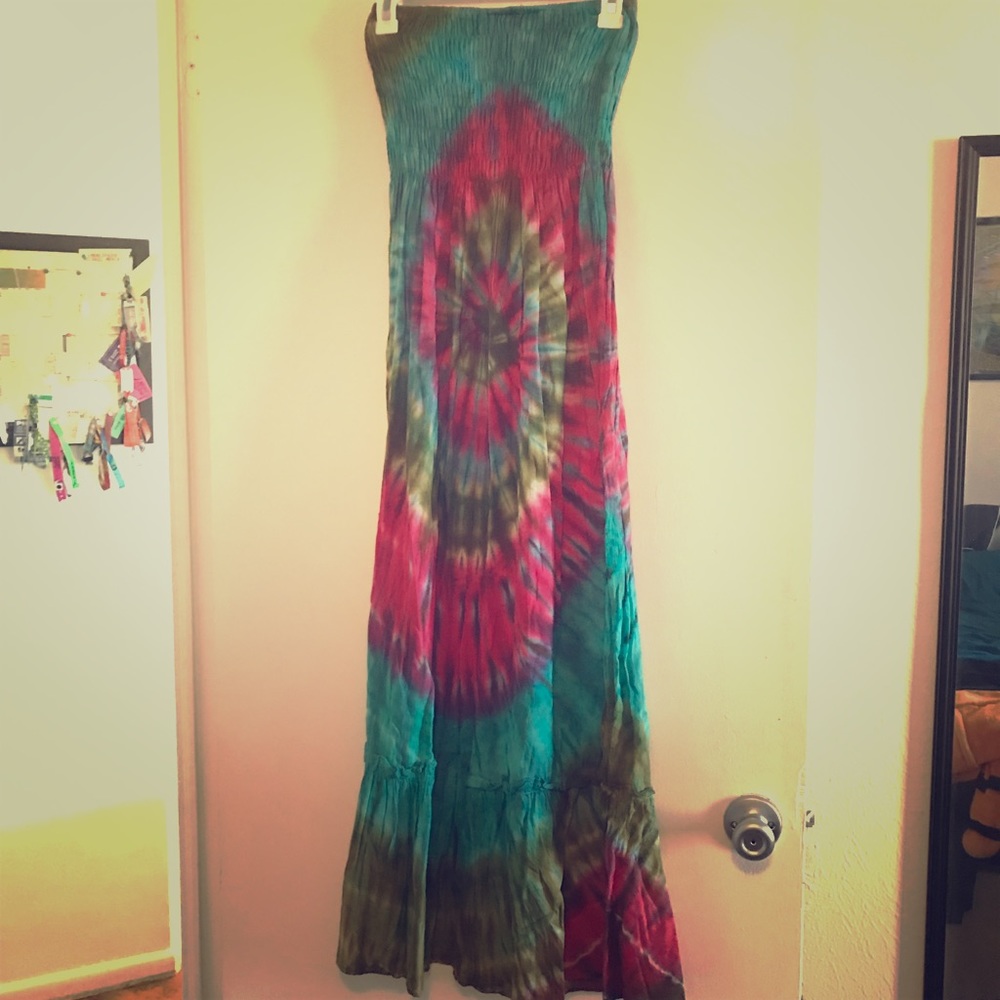 Cute hippie boho tie dye tube maxi dress